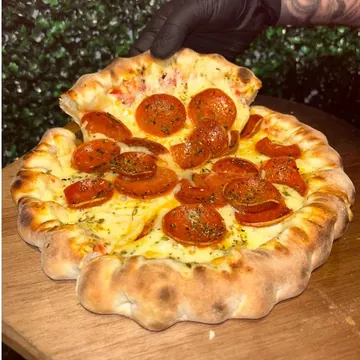 Pizza Mozzaroni da Pizzaria Moinho